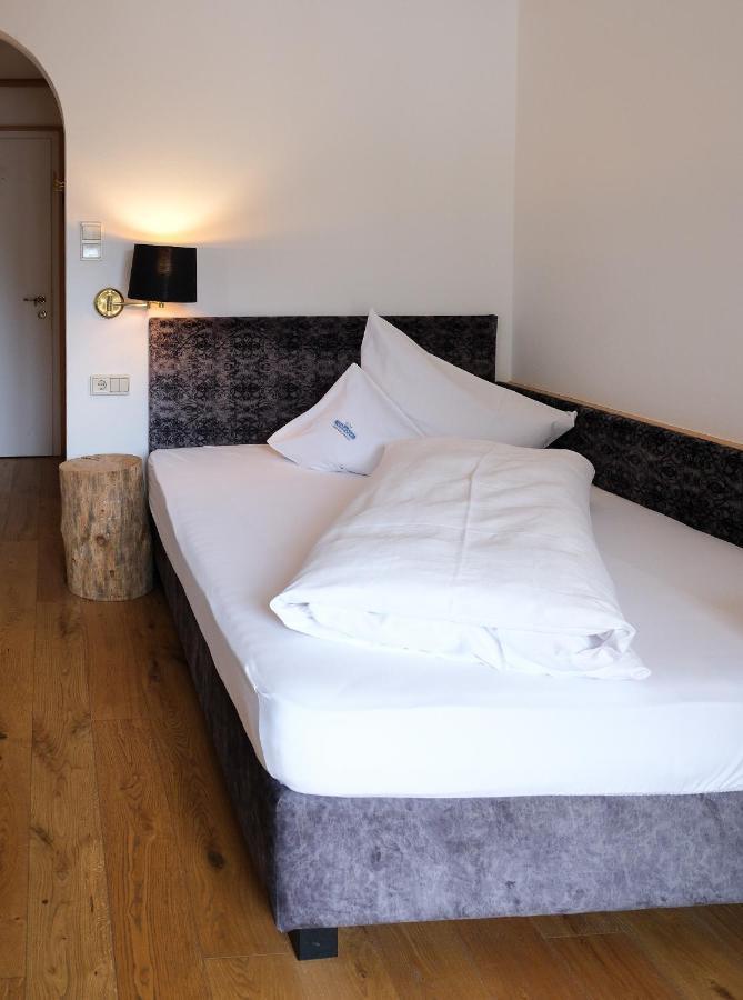 Ferien & Wellnesshotel Windschar Brunico Ngoại thất bức ảnh