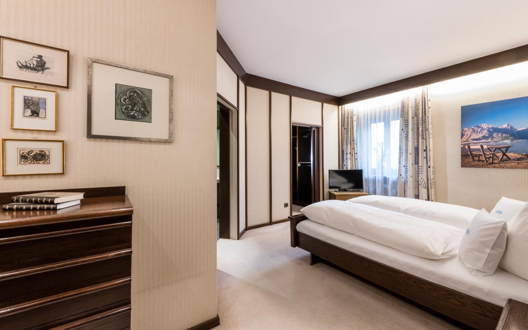 Ferien & Wellnesshotel Windschar Brunico Ngoại thất bức ảnh